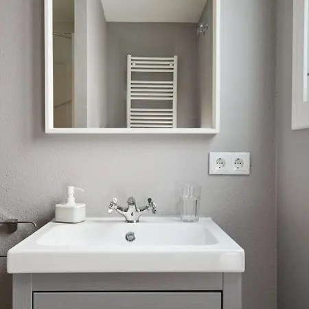 Apartament Casa Cosi - Casanova 5 Barcelona Zewnętrze zdjęcie