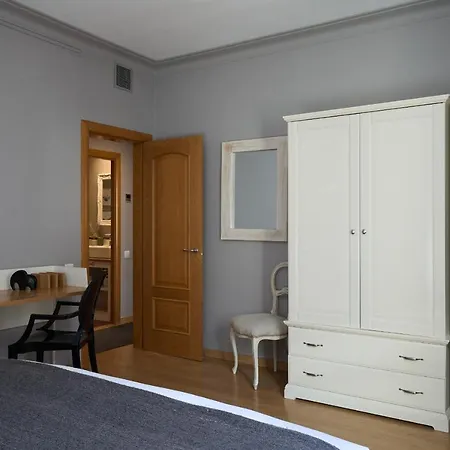 Apartament Casa Cosi - Casanova 5 Barcelona Zewnętrze zdjęcie
